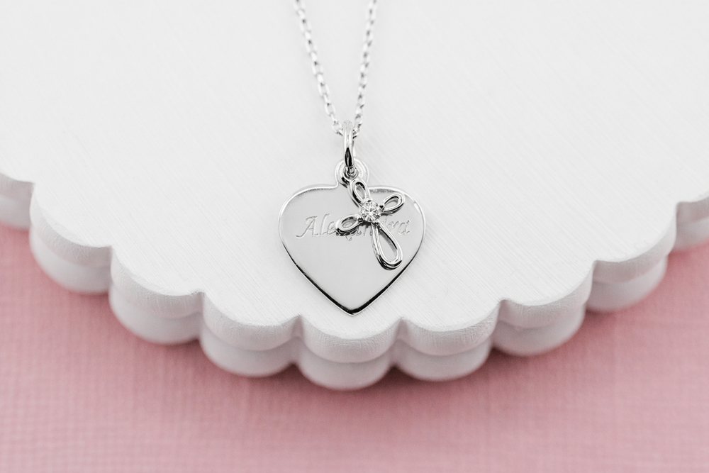 アクセサリー Antidote Engraved Heart Pendant アクセサリー Antidote Engraved Heart Pendant Antidote Buyers Club